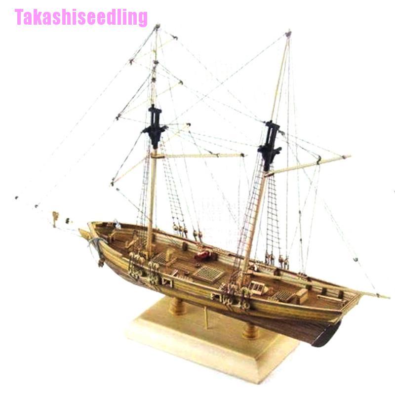 Mô Hình Thuyền Gỗ Tỉ Lệ 1: 70 Độc Đáo Sống Động