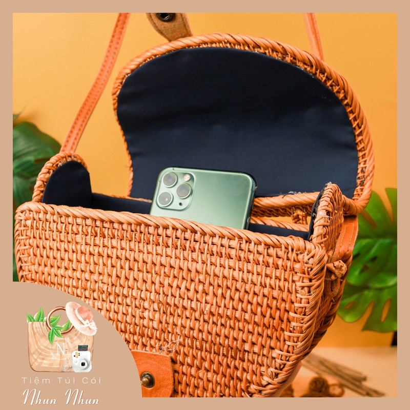 Túi mây tre bán nguyệt