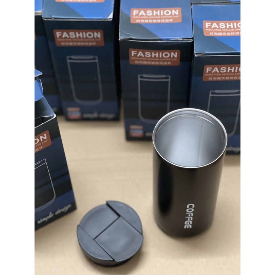 Bình giữ nhiệt kiểu dáng xinh xắn sành điệu, chất liệu inox cao cấp không gỉ an toàn sức khỏe.Thể tích 400ml.