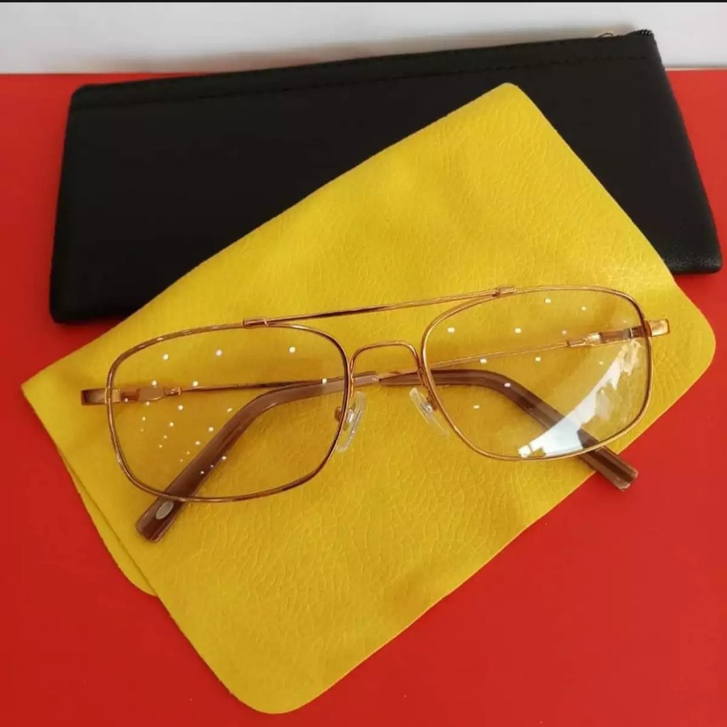 kính đổi màu nam đi ngày và đêm dành cho tuổi trung niên tròng kính thủy tinh gọng titan có khả năng uốn dẻo | BigBuy360 - bigbuy360.vn