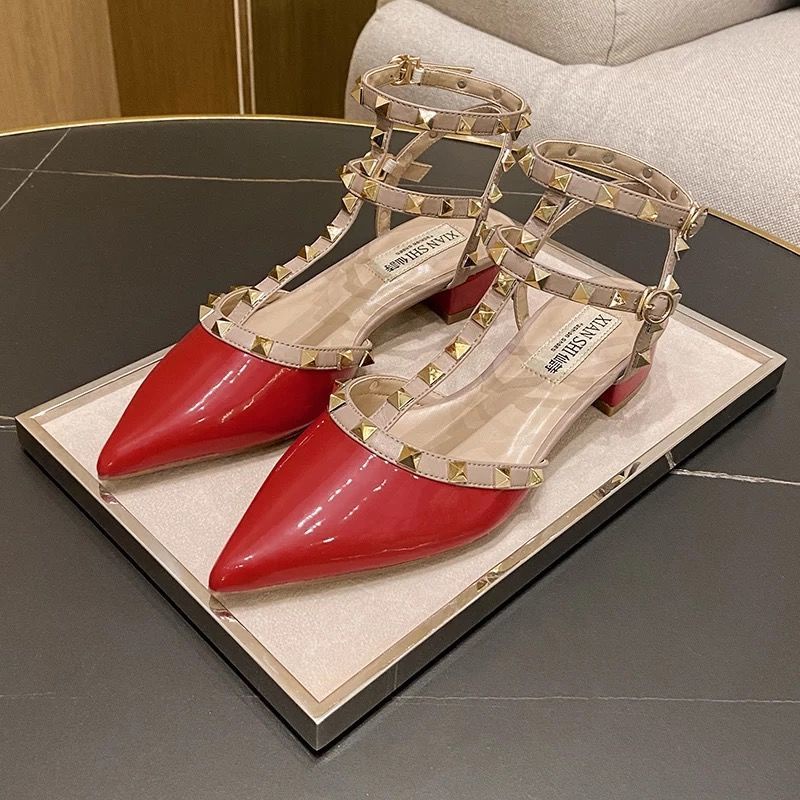 Giày Sandal Mùa Hè Mẫu Mới 2021 Phong Cách Mary Jane Đế Phẳng Mũi Nhọn Gắn Đinh Tán Dễ Phối Đồ Cho Nữ