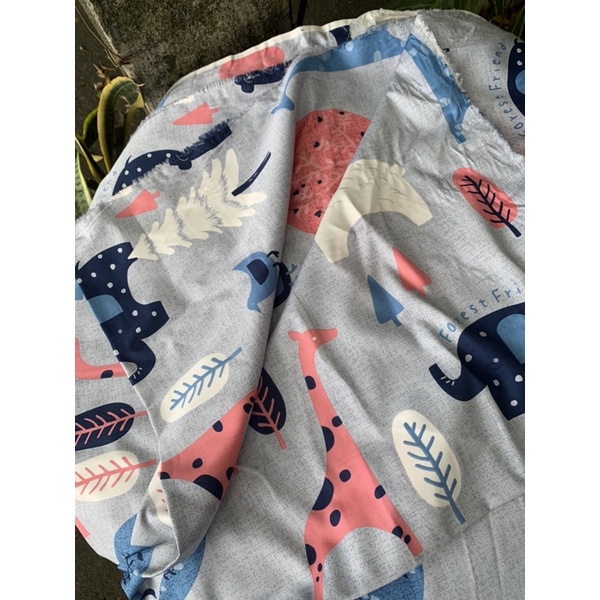 Vải hoạt hình may drap cho bé-vải cotton nhập khẩu Hàn quốc mềm mịn hình gấu