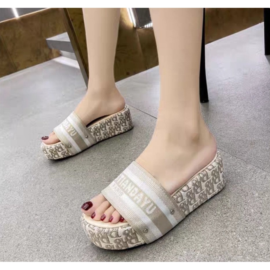 DÉP BÁNH MÌ DR SIÊU HOT