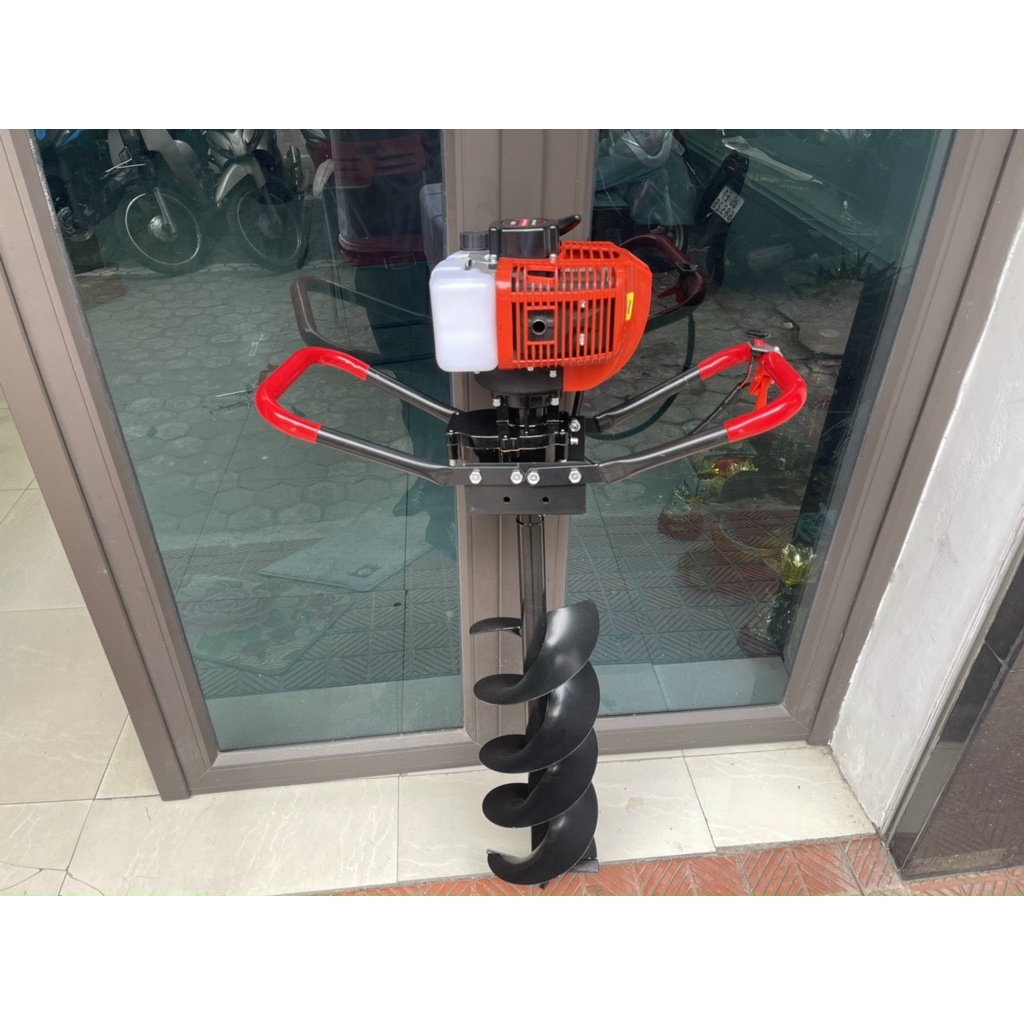 Máy khoan đất- khoan hố trồng cây chôn cọc Kamastsu KM44-KM48-KM52