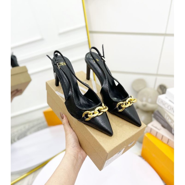 M(ẢNH THẬT) Sandal 8p Zara Khoá Xích Da Mềm Êm Fullbox Tem Cao Cấp