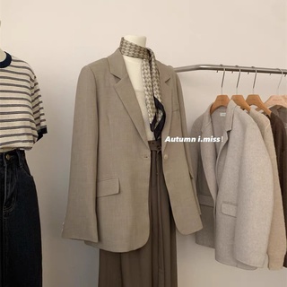 Blazer dài tay nắp túi 8030