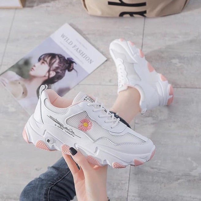Giày Sneaker hoa cúc Quảng Châu cao cấp hot trend 2021