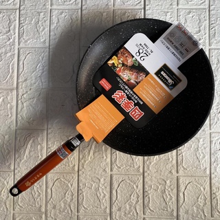 Chảo đá nhật cán gỗ siêu chống dính. dùng được bếp từ và các loại bếp. size 20-24-28cm.