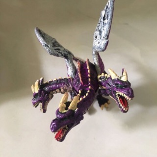 Đồ chơi rồng bay Phương Tây