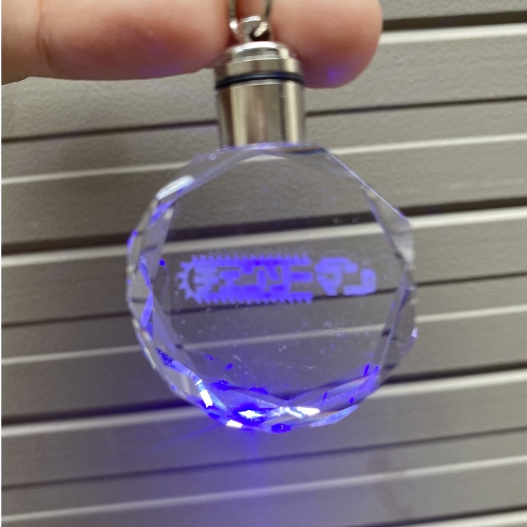 (new) Móc khóa đèn LED Conan thủy tinh pha lê phát sáng anime chibi dễ thương xinh xắn độc đáo