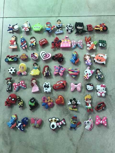 TICKER đính dép Cross