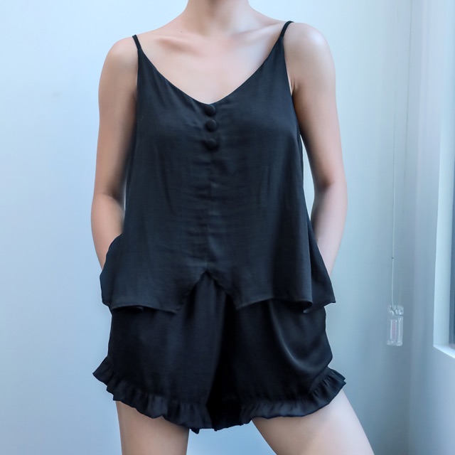 Bộ đồ ngủ dây lụa Infashion 3 nút