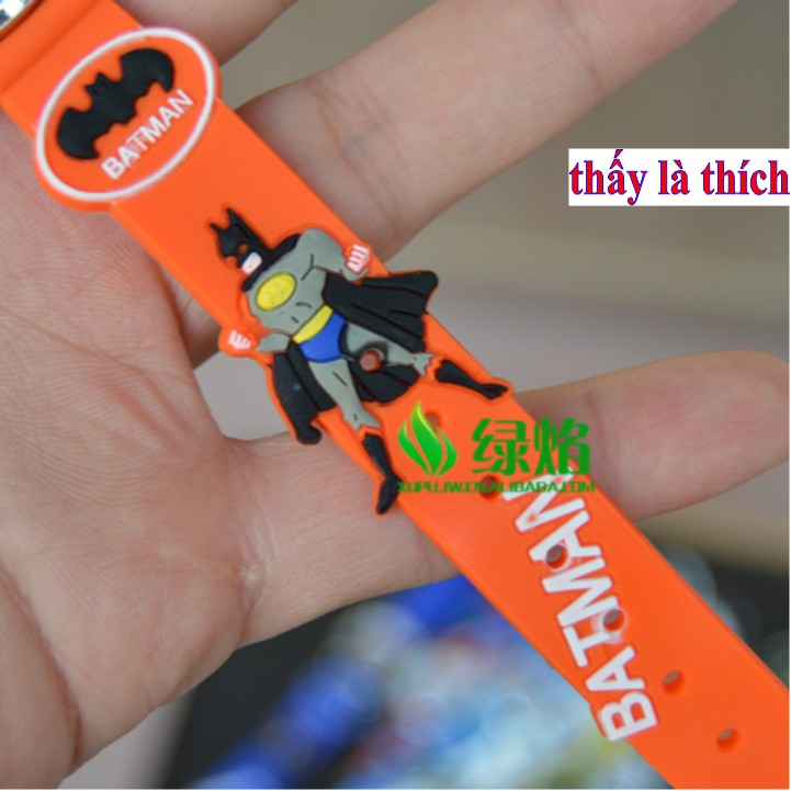 Đồng hồ trẻ em họa tiết Batman (Màu ngẫu nhiên) | WebRaoVat - webraovat.net.vn