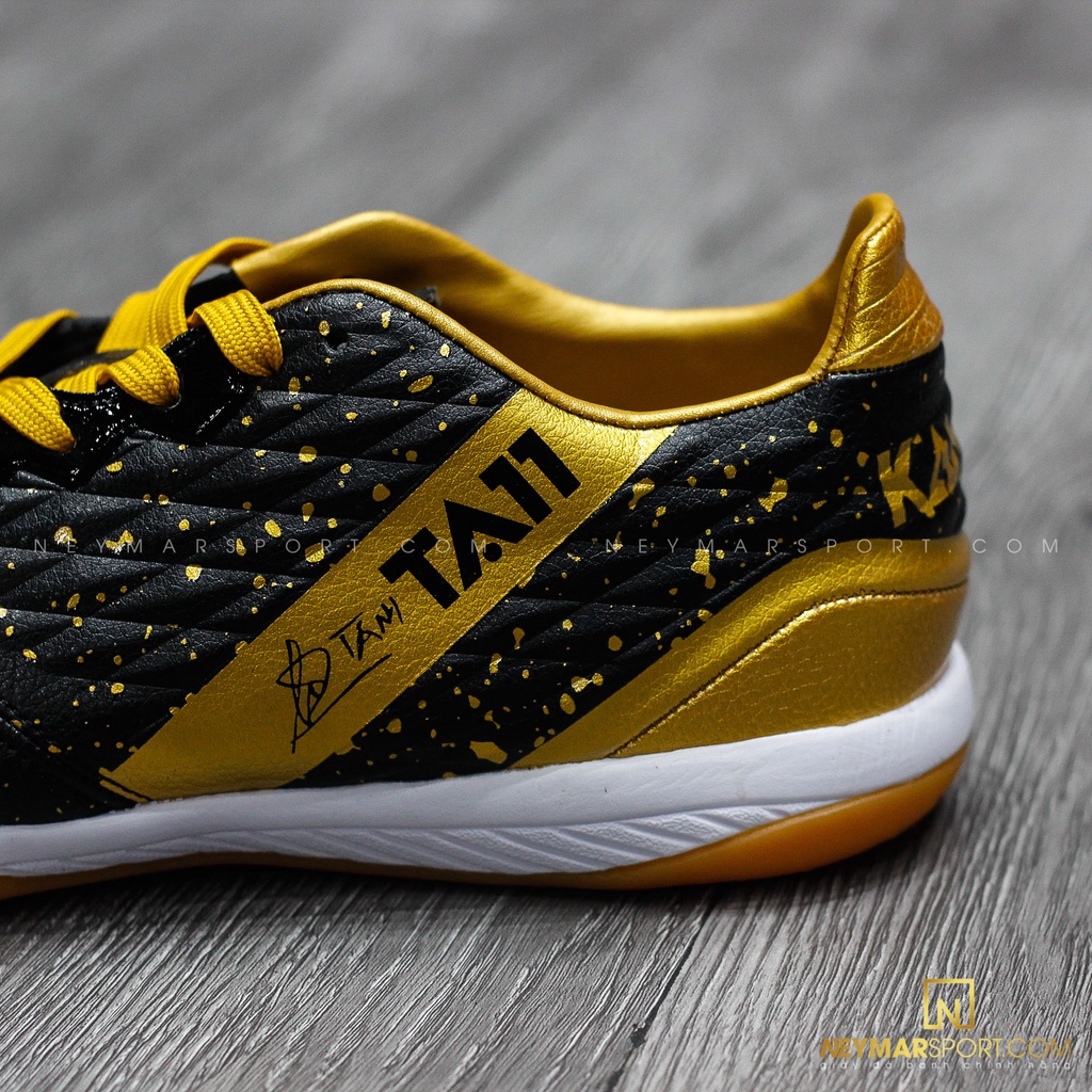 GIÀY ĐÁ BÓNG KAMITO TA11 IC TOUCH OF MAGIC - BLACK/GOLD CHÍNH HÃNG