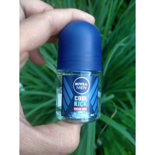 Mô hình Lăn Khử Mùi Nivia MEN
