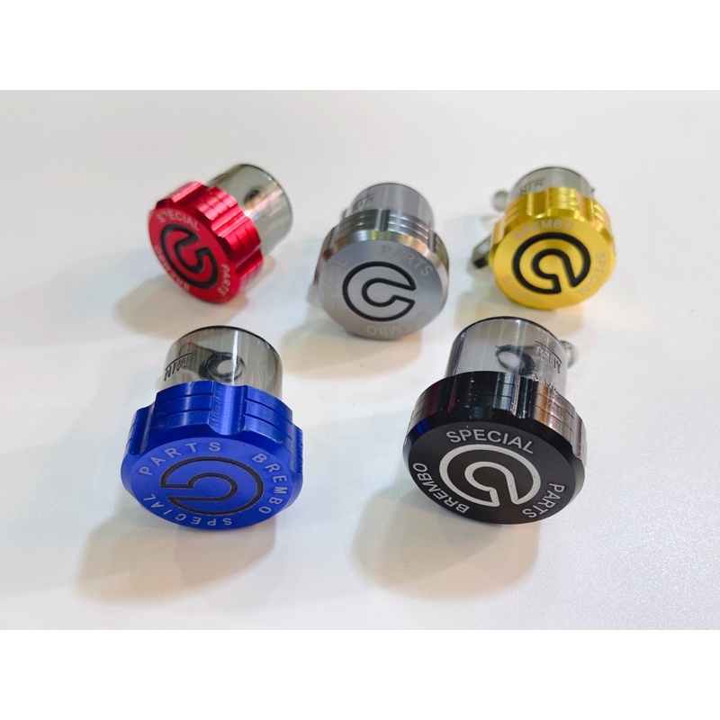 Bình dầu khói OBrembo nắp nhôm CNC đủ màu, gắn chế bình dầu trước và sau xe máy