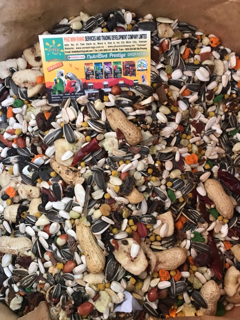 Hạt trộn trái cây cho Vẹt,thương hiệu Manitoba gói 500g và 1kg