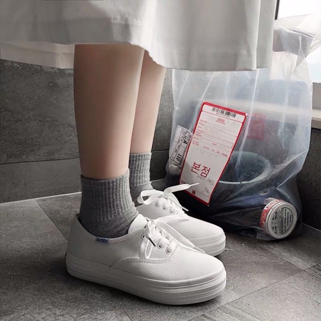 Giày bánh mì Ulzzang đế độn form basic