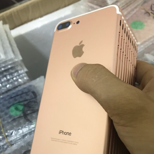 Vỏ (Sườn) Iphone 7plus/ 7 plus Zin  tăng kèm bộ nút, khay sim, gạt rung