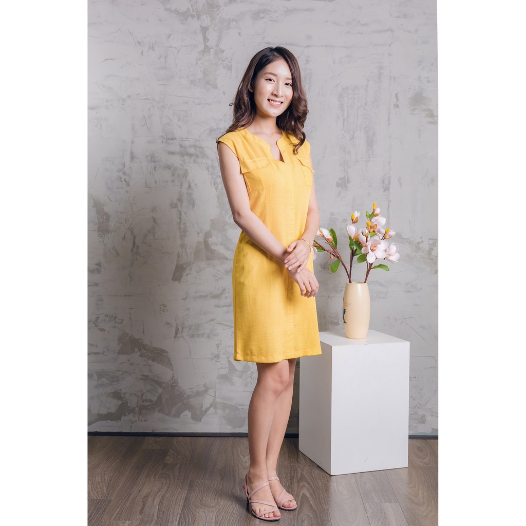 ĐẦM DẠO PHỐ DÁNG SUÔNG THẮT EO