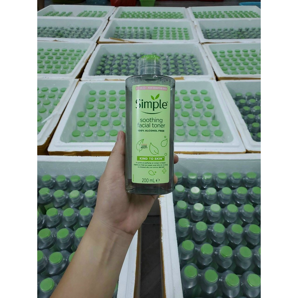 Nước Hoa Hồng Simple 200ml dành cho da nhạy cảm