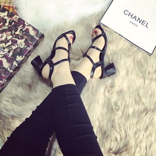 Sandal chiến binh