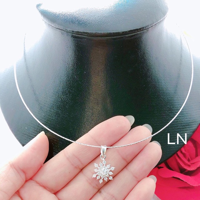 Kiềng bạc dáng coans mặt hoạ tiết xinh KB0474