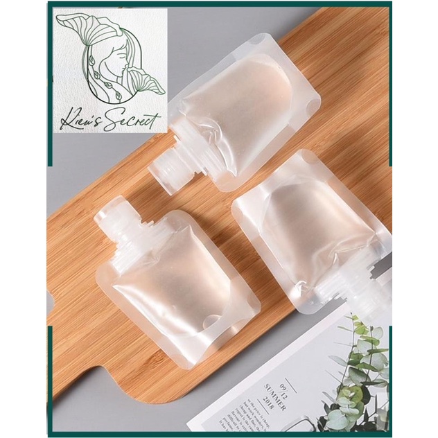 Kiều’s Secret Túi chiết mỹ phẩm nhỏ gọn có nắp đi du lịch, cắm trại