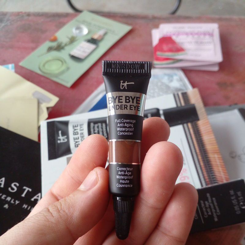 Kem che khuyết điểm mắt Bye Bye Under Eye 1.5ml