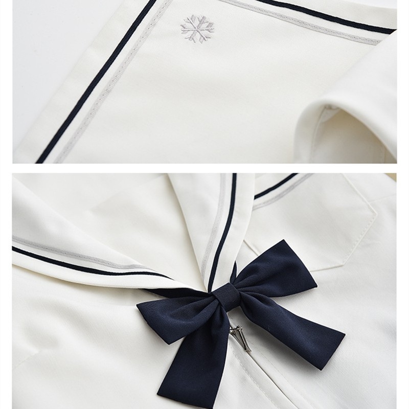 Bộ áo + chân váy xếp ly thêu họa tiết hoa tuyết phong cách Nhật Bản