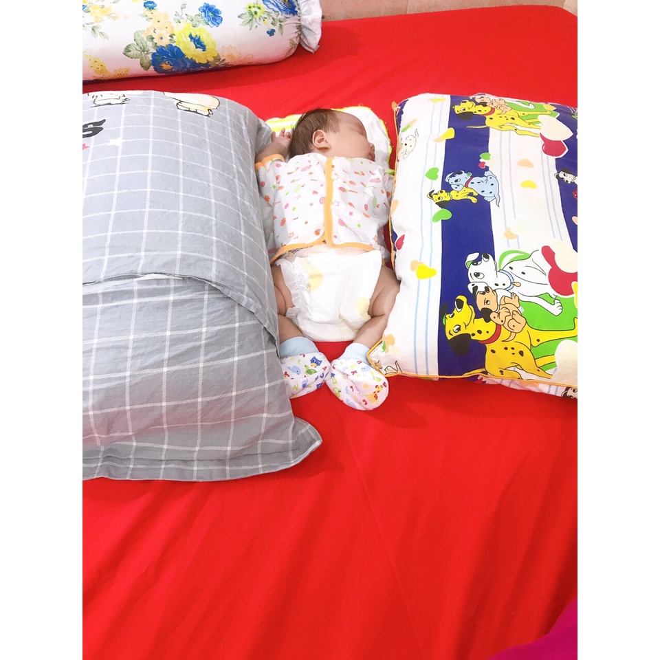 1Ga chống thấm cotton Hàn Quốc Việt Hưng màu đỏ dùng cho em bé,chống thấm tuyệt đối, không bí,không nóng, không sột soạt