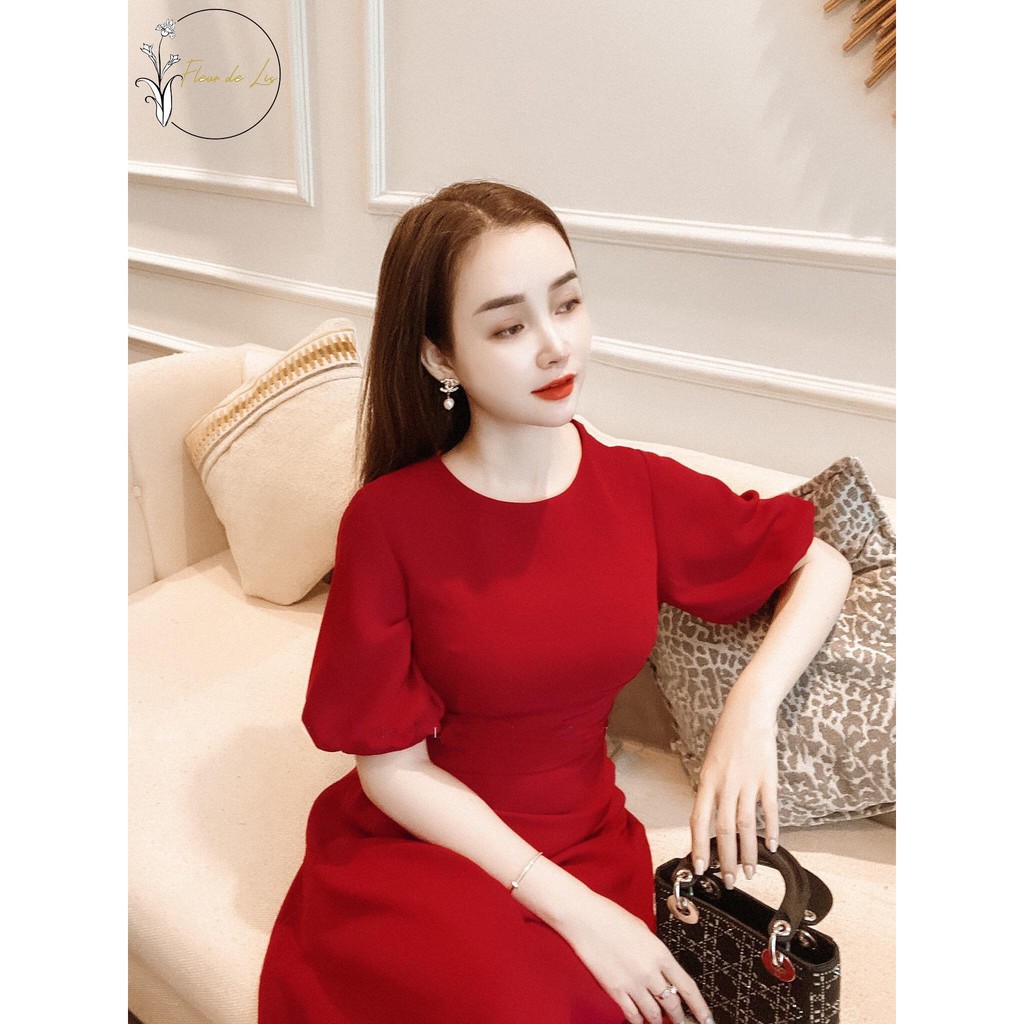 Váy đỏ tay chuông nhún eo