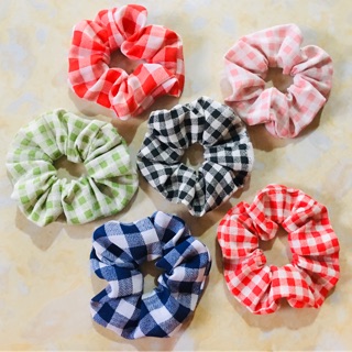 Cột tóc Scrunchies ca rô