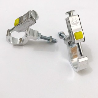 Cặp móc treo đồ cho xe máy loại vuông có bấm.