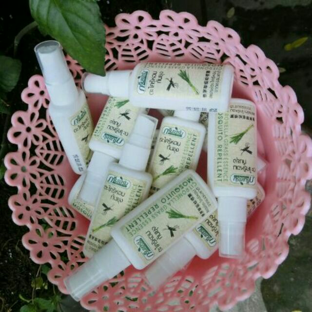 Xịt Chống Muỗi Green Herb Thái Lan 40ml