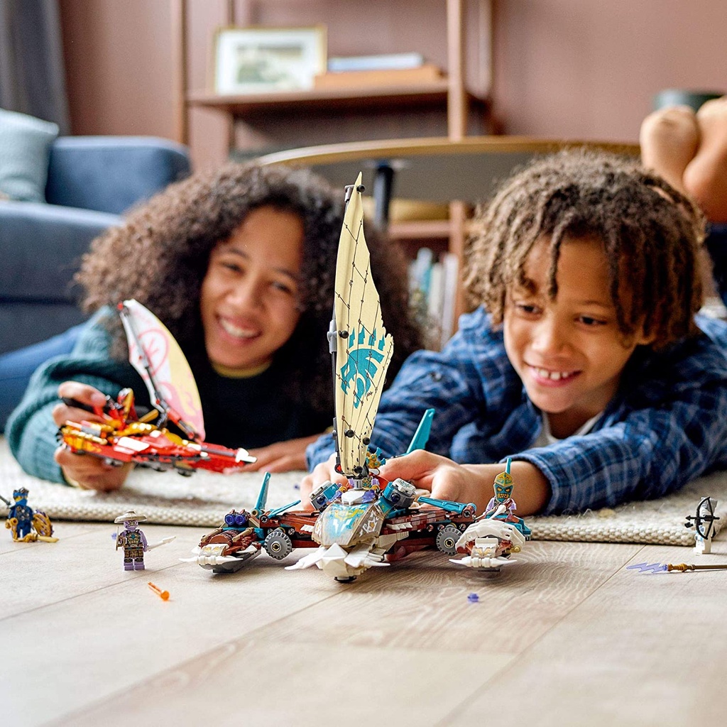 Đồ chơi LEGO 71748 Ninjago trận chiến trên biển Catmaran