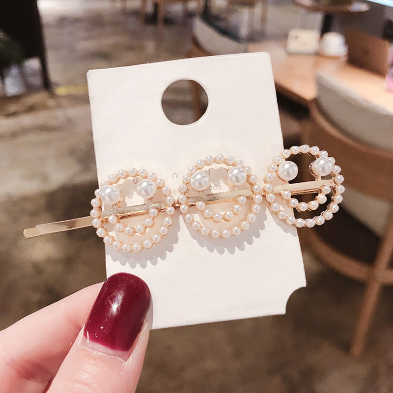 Kẹp Tóc Hình Mặt Cười Đính Ngọc Trai Đơn Giản Kiểu Hàn Quốc