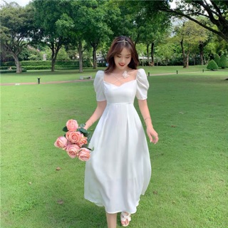 Váy trắng xinh
