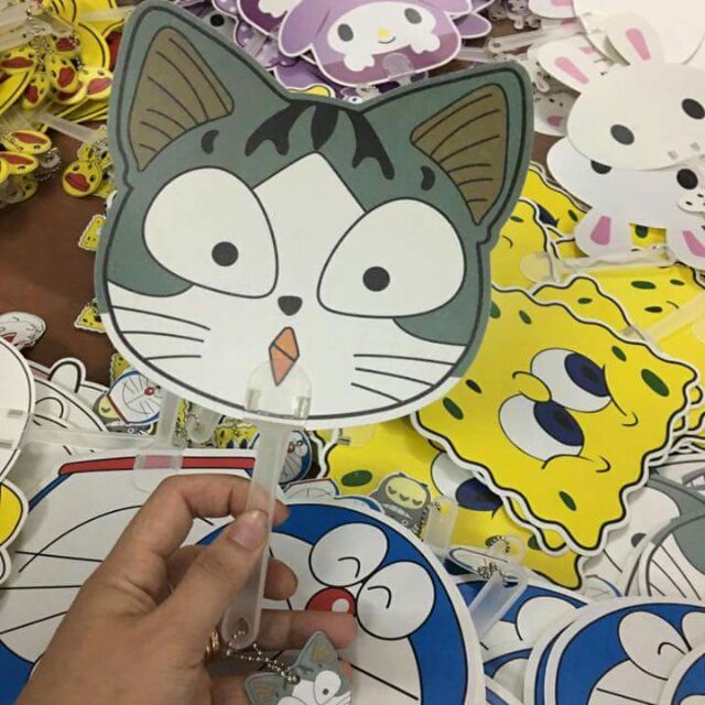 Quạt tay hoạt hình