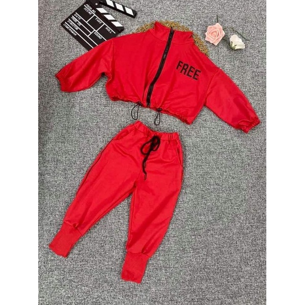 Bộ đồ thể thao thời trang mùa thu dành cho bé