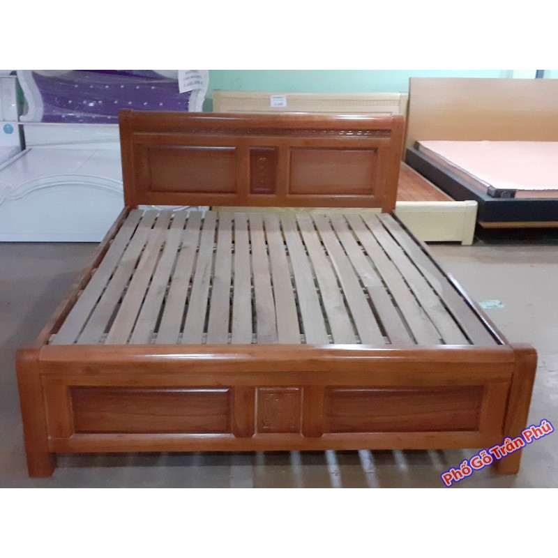 Giường ngủ gỗ xoan đào Gia Lai