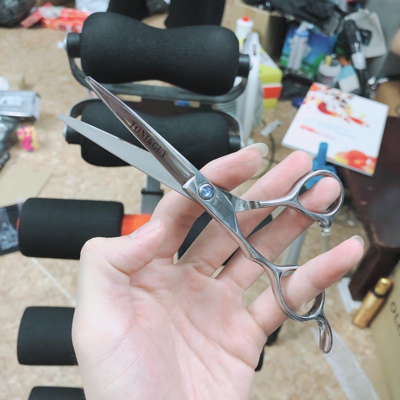 kéo cắt tóc toni&guy tay trái JS . 5.5