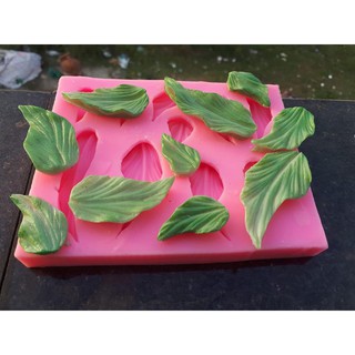 Khuôn Silicone Lá Hoa Loa Kèn