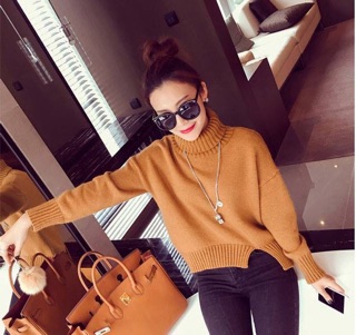 Áo len cổ lọ xẻ tà