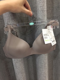 Bra không gọng Uniqlo