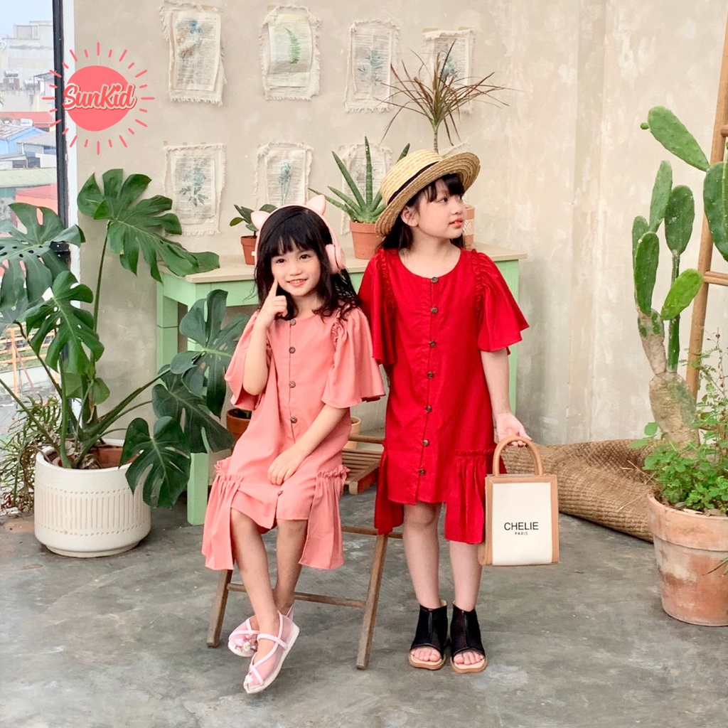 [XẢ KHO] Váy đầm bé gái cách điệu đính kèm cúc vải trượt nhật cao cấp Sunkid KC màu hồng size trẻ em 4 - 12 tuổi
