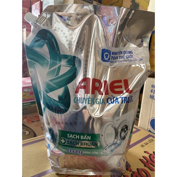 Nước giặt Ariel cửa trước 3,2l