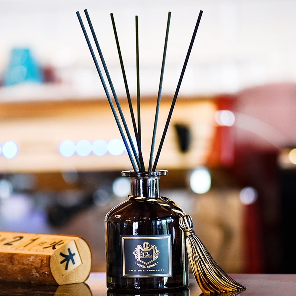 Tinh dầu thơm phòng khách sạn và spa dùng que khuếch tán Chai thủy tinh 50ml KM25012