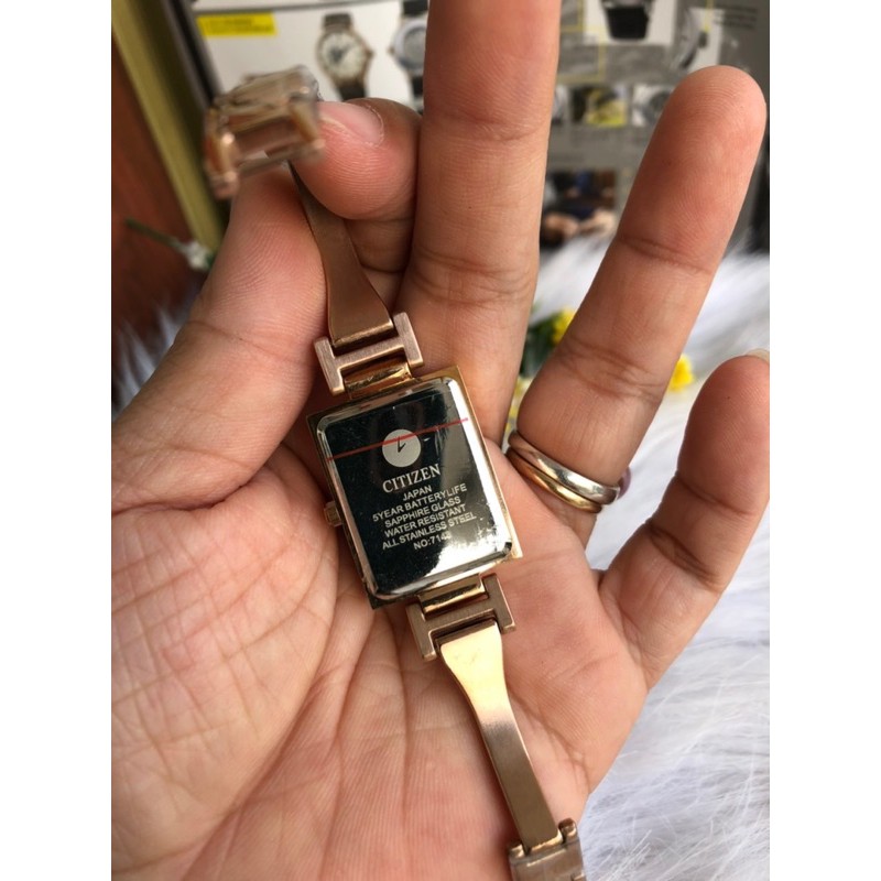 Đồng hồ citizen nữ chống nước