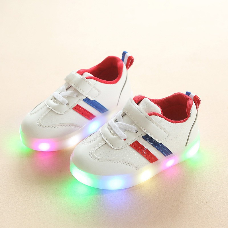 Giày thoáng khí nhiều màu có gắn đèn LED thời trang cho bé trai bé gái
